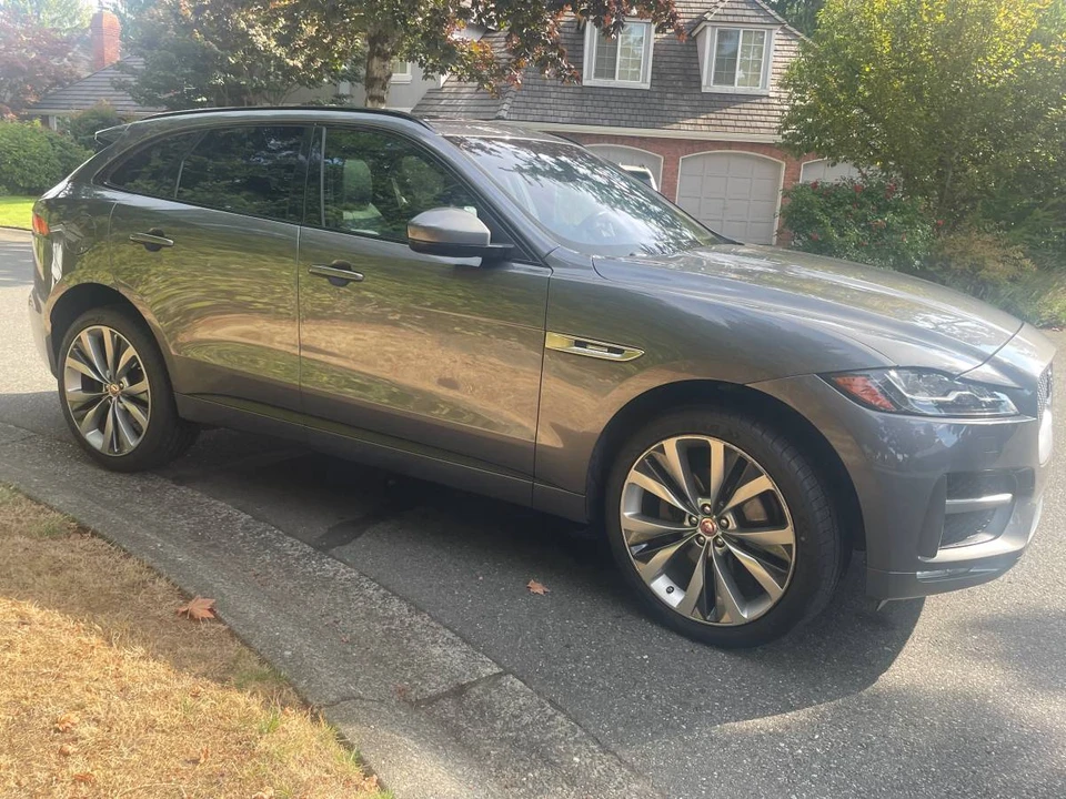 2017 Jaguar F-Pace - Image 5 of 20