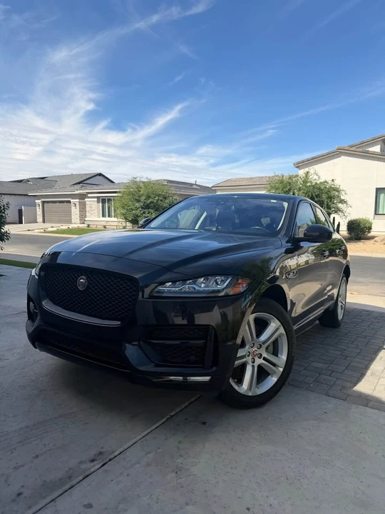 2017 Jaguar F-Pace - Image 3 of 9