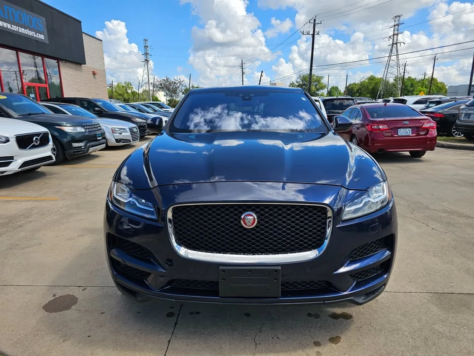 2017 Jaguar F-Pace - Image 2 of 19