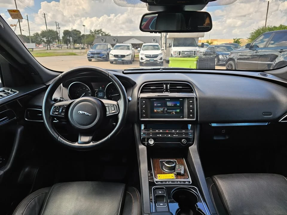 2017 Jaguar F-Pace - Image 12 of 19