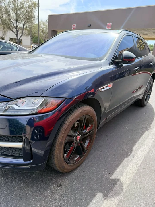 2017 Jaguar F-Pace - Image 2 of 12