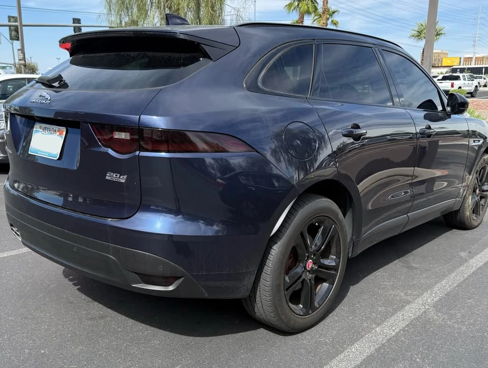 2017 Jaguar F-Pace - Image 5 of 12