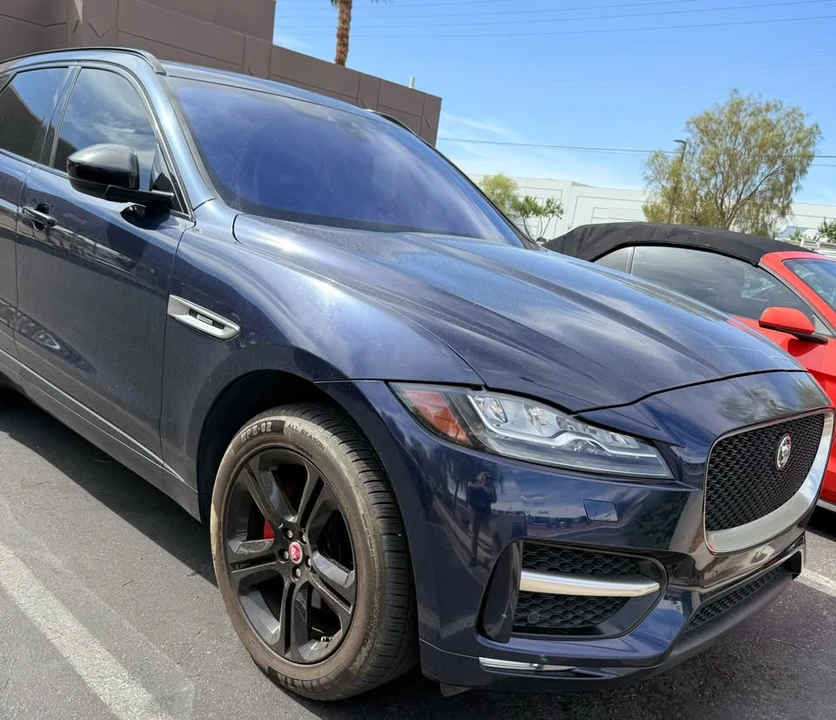 2017 Jaguar F-Pace - Image 3 of 12