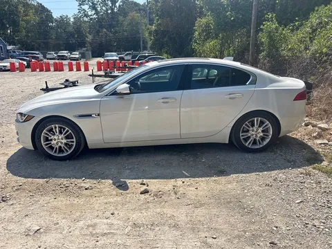 2017 Jaguar XE