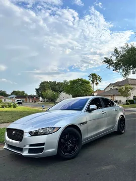 2017 Jaguar XE