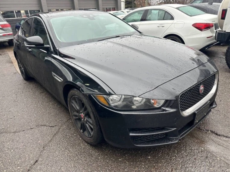 2017 Jaguar XE - Image 3 of 11