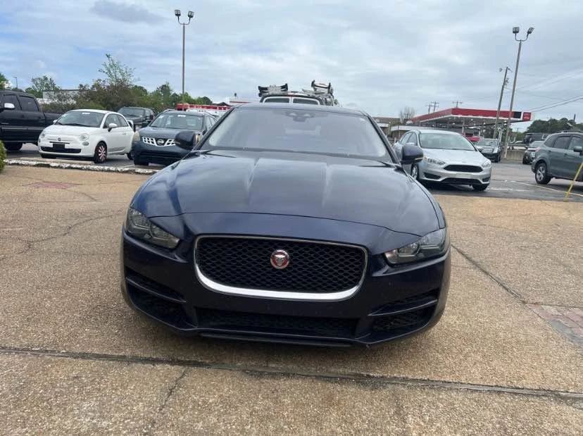 2017 Jaguar XE - Image 2 of 10