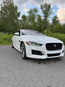 2017 Jaguar XE R-Sport