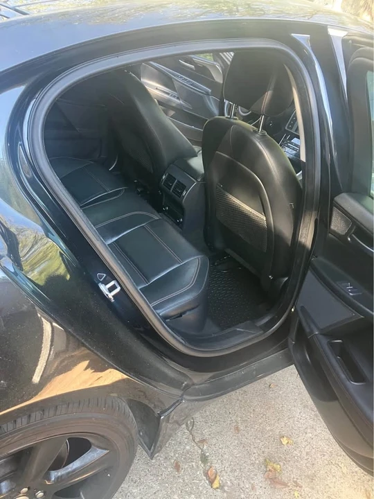 2017 Jaguar XE - Image 2 of 4