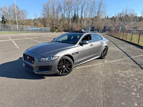 2017 Jaguar XE 20d R-Sport Sedan