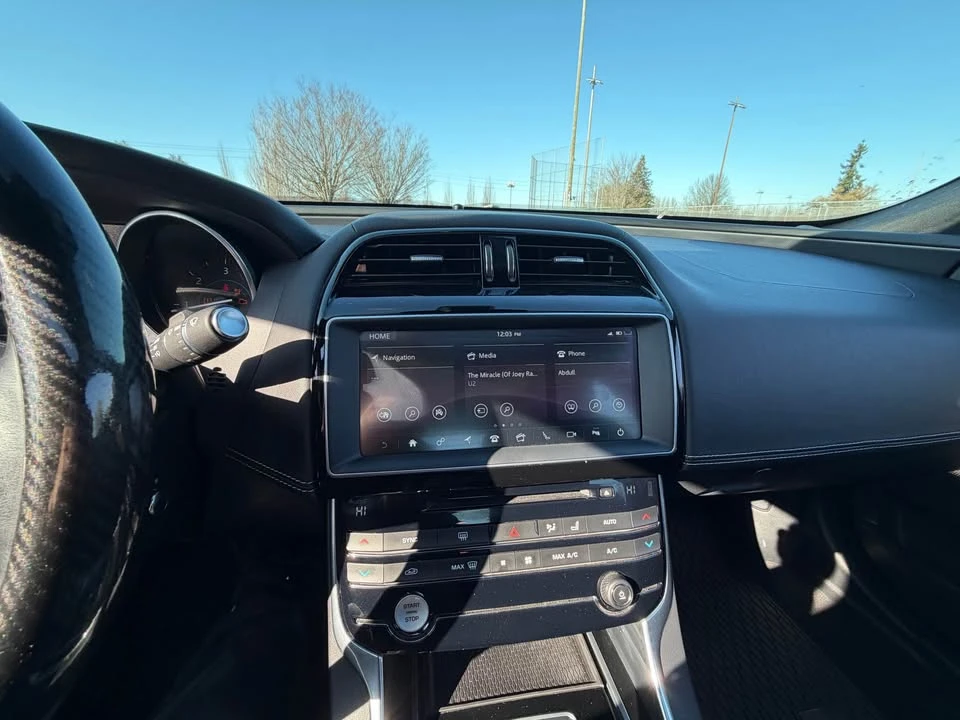 2017 Jaguar XE - Image 20 of 20