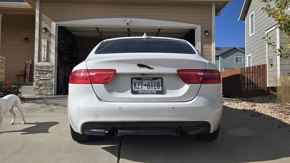 2017 Jaguar XE - Image 2 of 10