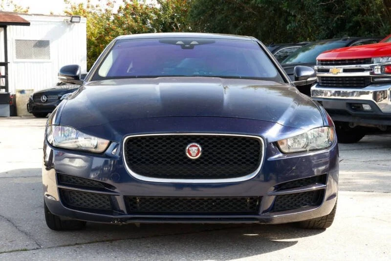 2017 Jaguar XE - Image 8 of 18