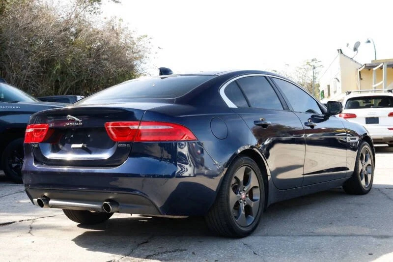 2017 Jaguar XE - Image 6 of 18