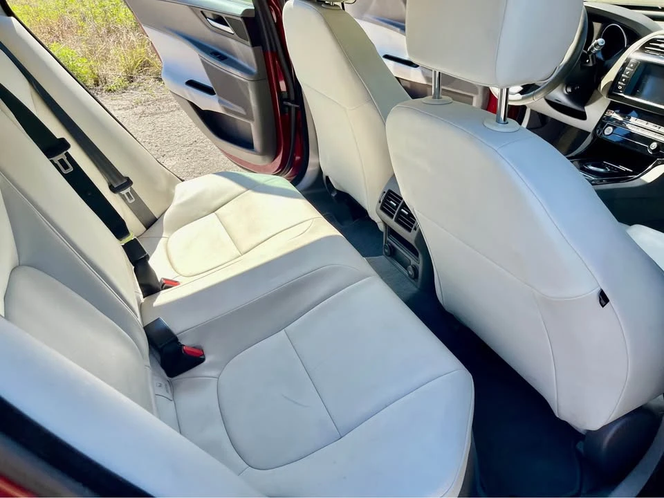 2017 Jaguar XE - Image 12 of 16
