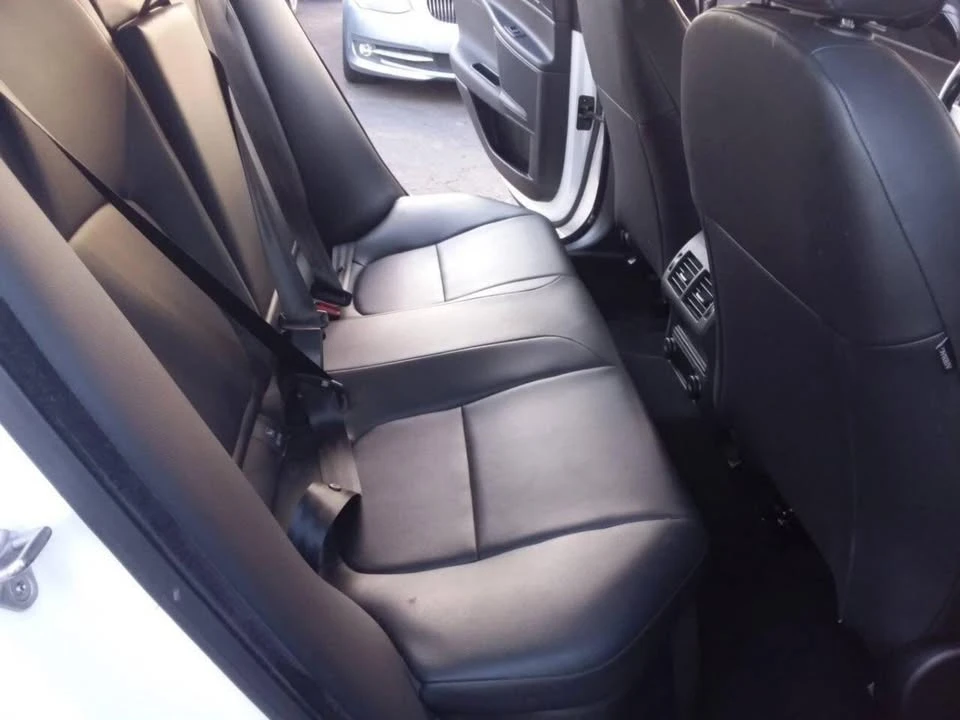 2017 Jaguar XE - Image 19 of 20