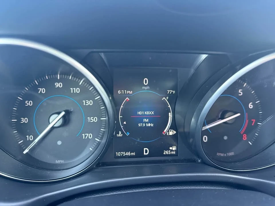 2017 Jaguar XE - Image 6 of 15
