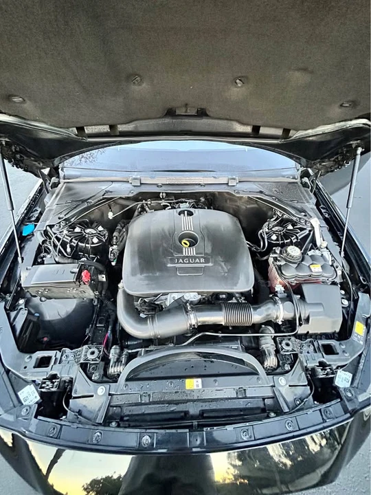 2017 Jaguar XE - Image 16 of 16