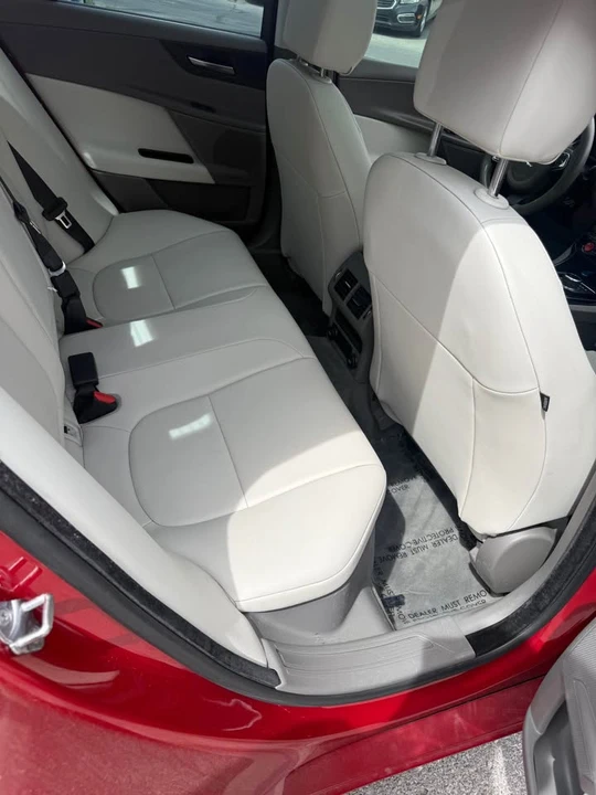 2017 Jaguar XE - Image 16 of 20