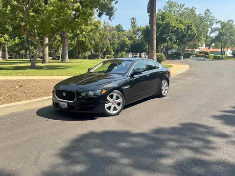 2017 Jaguar XE 25t Prestige