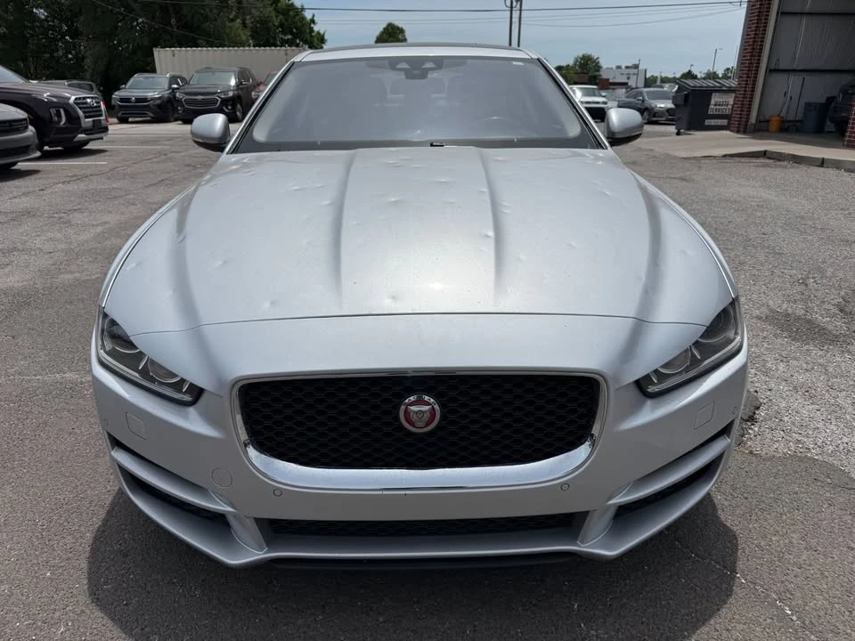2017 Jaguar XE - Image 2 of 20