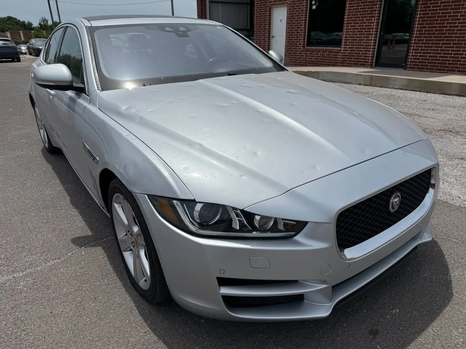 2017 Jaguar XE - Image 3 of 20