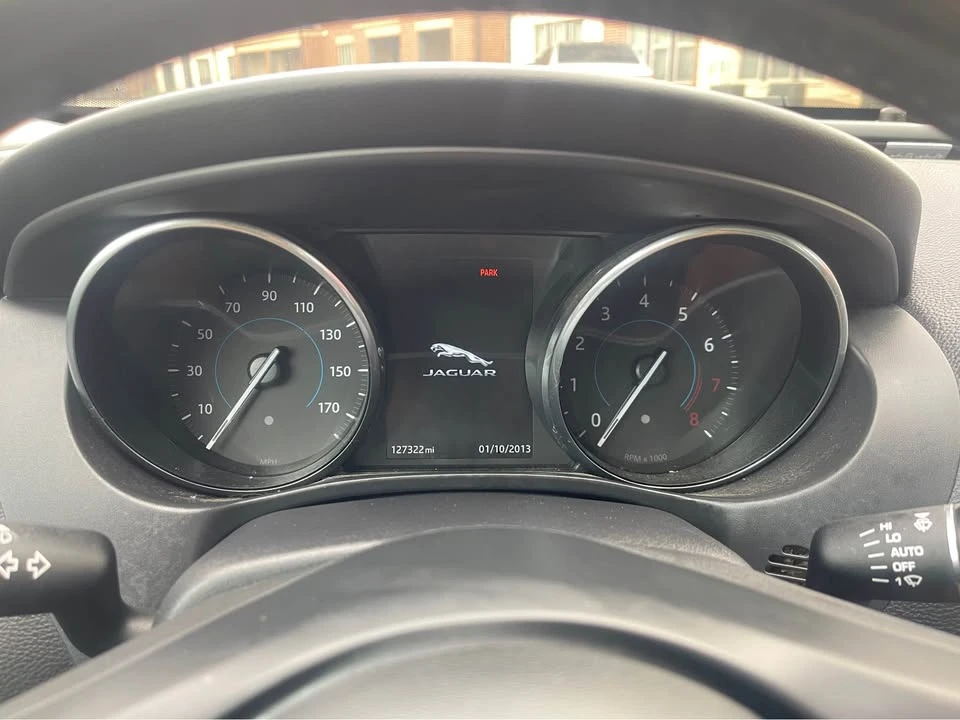 2017 Jaguar XE - Image 17 of 17