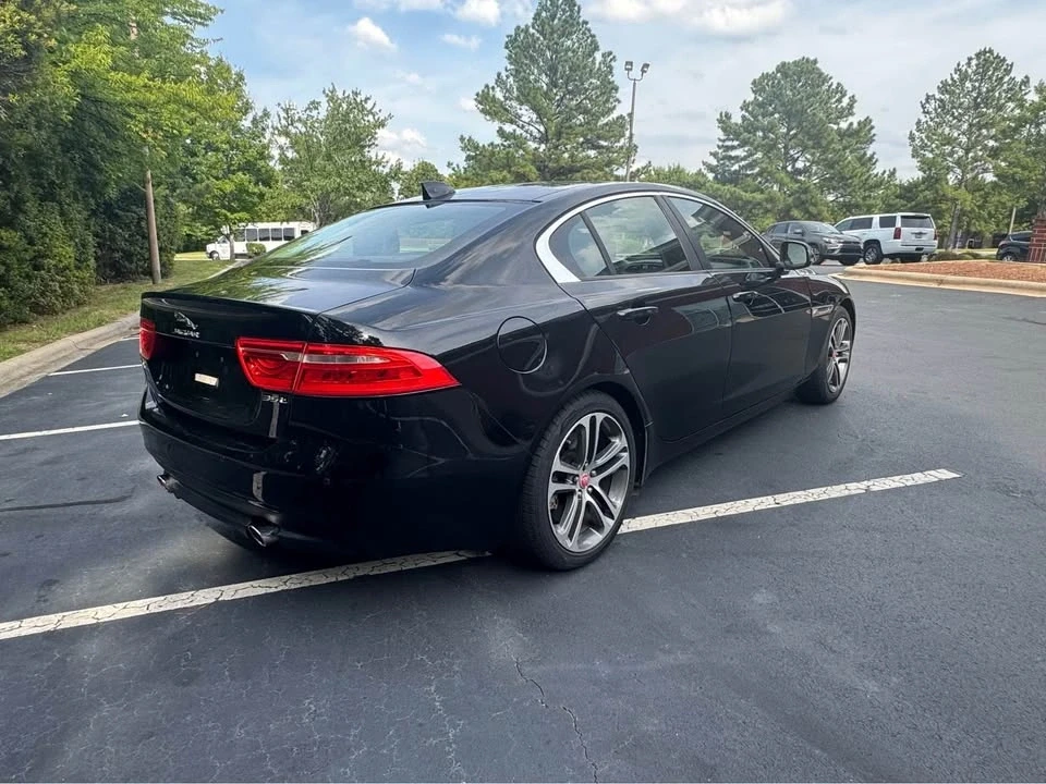 2017 Jaguar XE - Image 3 of 7