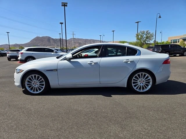 2017 Jaguar XE - Image 2 of 10