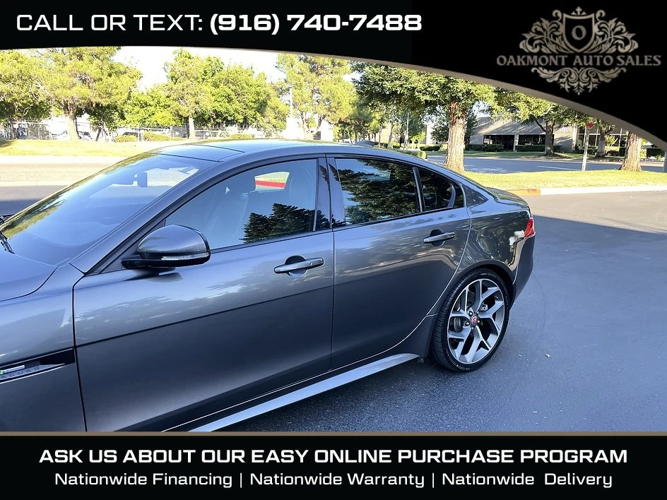 2017 Jaguar XE - Image 4 of 20