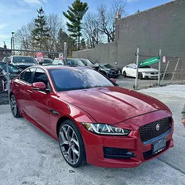 2017 Jaguar XE 35T R-Sport