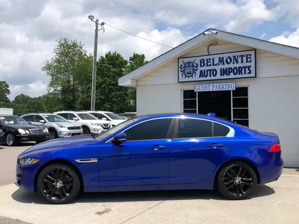 2017 Jaguar XE - Image 2 of 20