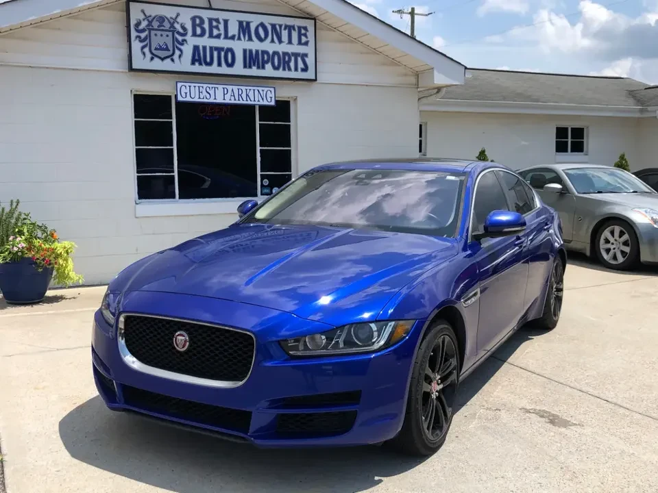 2017 Jaguar XE - Image 6 of 20