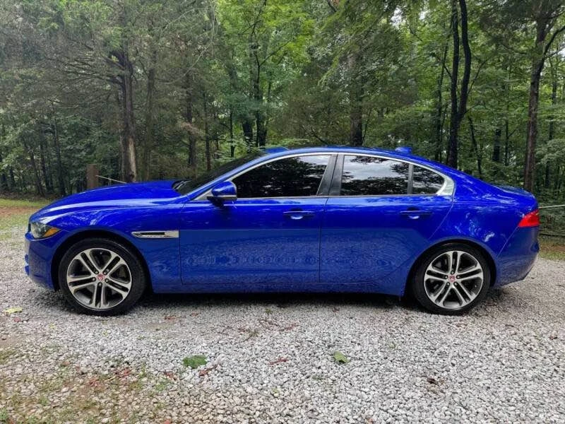 2017 Jaguar XE - Image 7 of 16