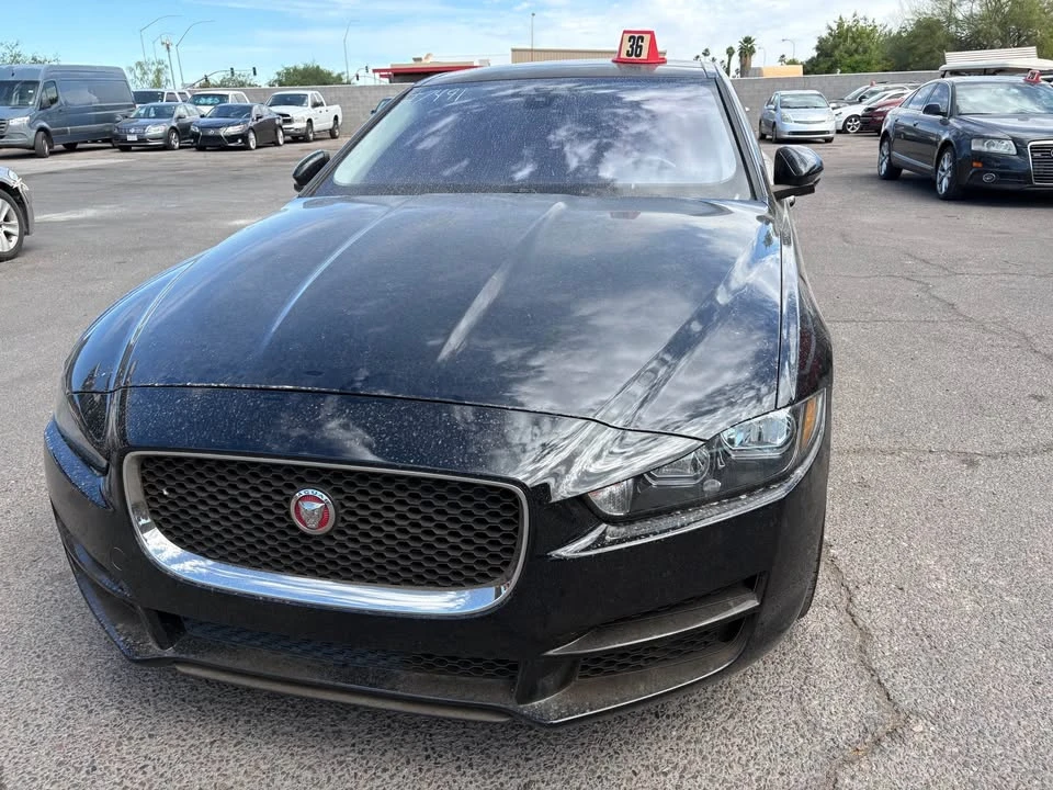 2017 Jaguar XE - Image 2 of 15