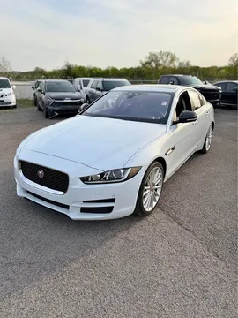 2017 Jaguar XE 35t Premium Sedan