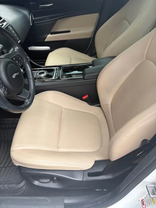 2017 Jaguar XE - Image 9 of 15