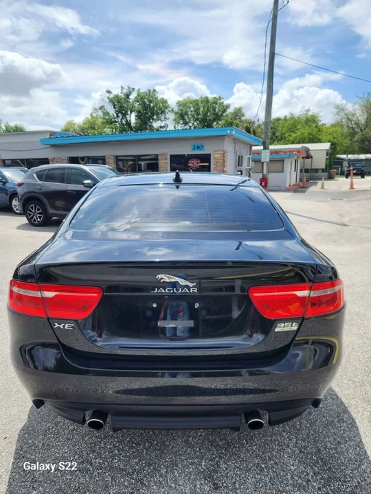 2017 Jaguar XE - Image 6 of 15