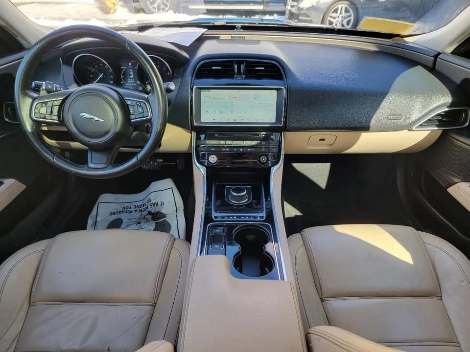 2017 Jaguar XE - Image 6 of 16