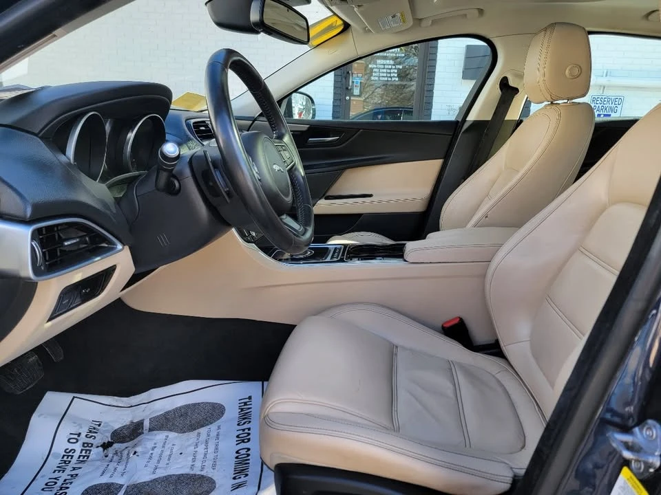 2017 Jaguar XE - Image 15 of 16