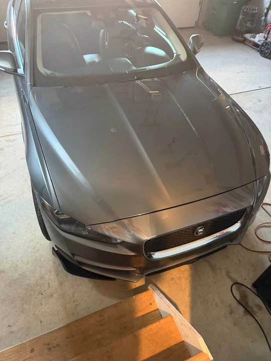 2017 Jaguar XE - Image 11 of 12