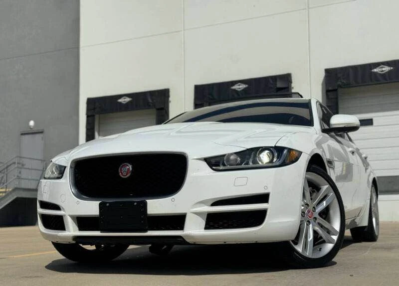 2017 Jaguar XE - Image 2 of 20