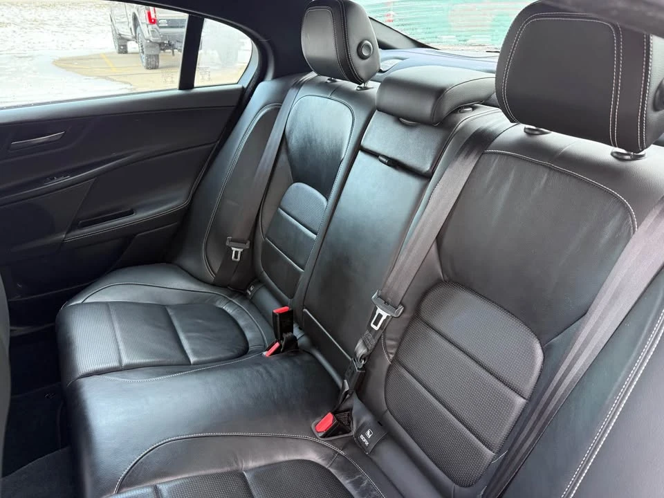 2017 Jaguar XE - Image 12 of 15