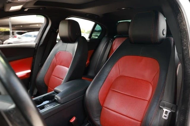 2017 Jaguar XE - Image 6 of 19