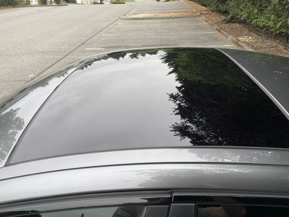 2017 Jaguar XE - Image 23 of 31