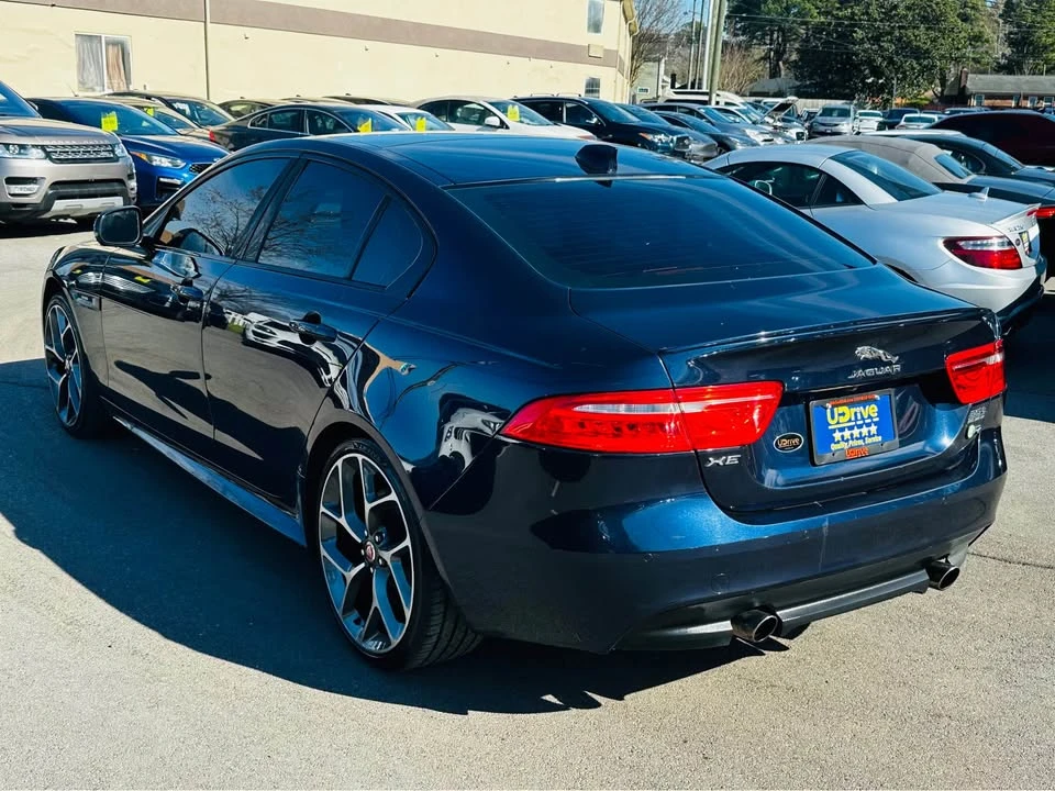 2017 Jaguar XE - Image 5 of 20
