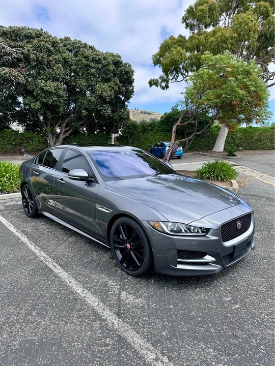 2017 Jaguar XE - Image 10 of 20