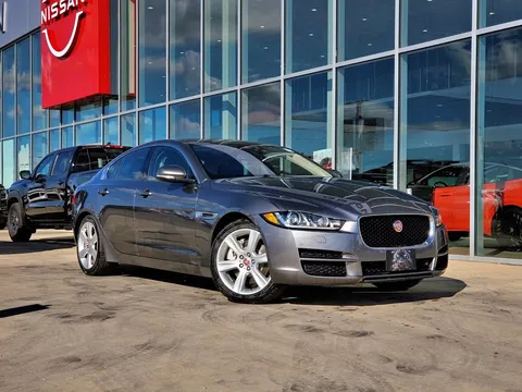 2017 Jaguar XE I4 Premium