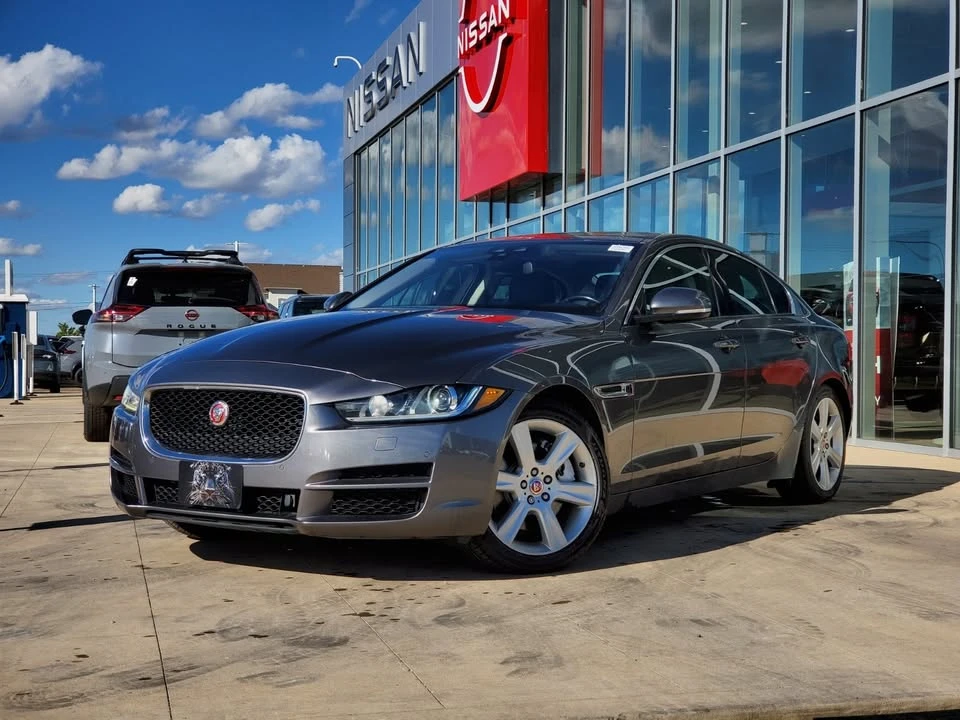 2017 Jaguar XE - Image 3 of 20