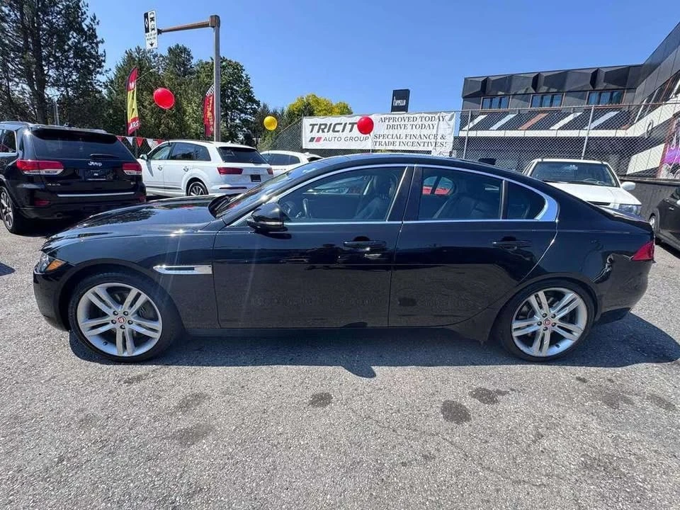 2017 Jaguar XE - Image 8 of 20